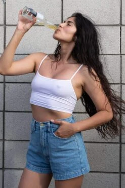 8396 - Spaghetti Crop Top -Tops Zone 8396