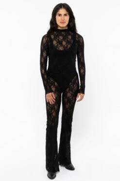 FNS306 - Floral Lace Long Sleeve Top 11 FNS306 - Floral Lace Long Sleeve Top -Tops Zone FNS300 Black2