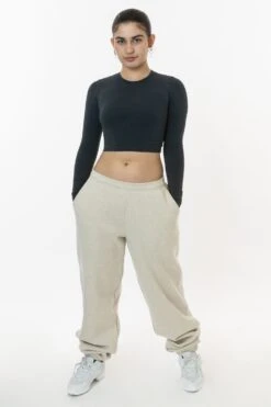 SF1044 Unisex - 12oz. Fleece Sweatpant 5 SF1044 Unisex - 12oz. Fleece Sweatpant -Tops Zone IMG 1133
