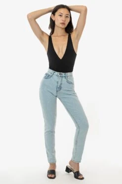 RDNW701 - High Waisted Tapered Jean -Tops Zone RDNW701 1S